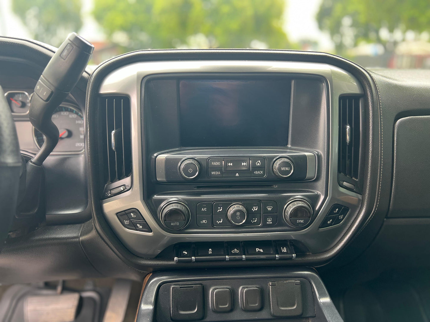 Chevrolet Silverado LTZ 4x4 – 2016