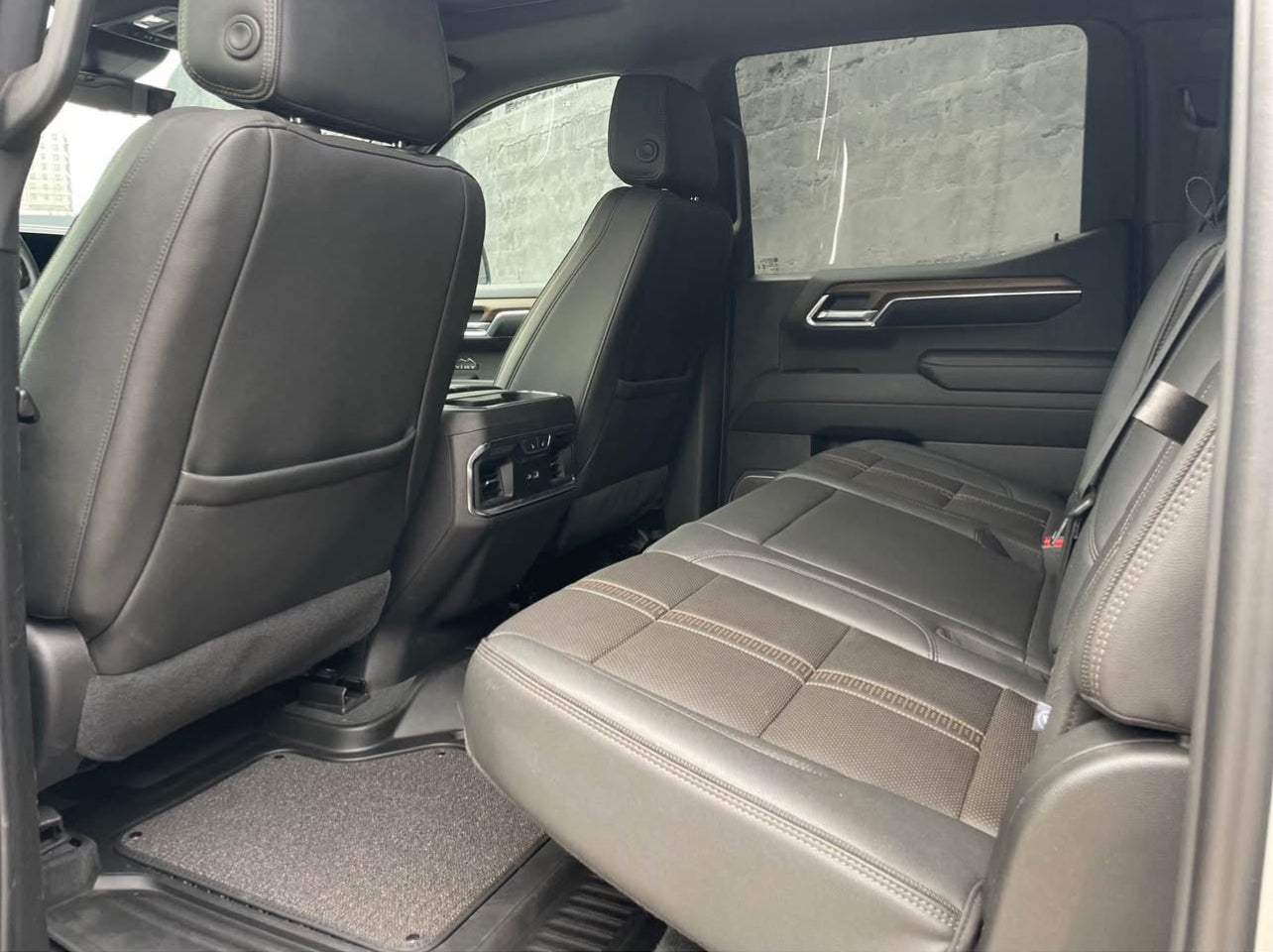 Chevrolet Silverado HIGH COUNTRY