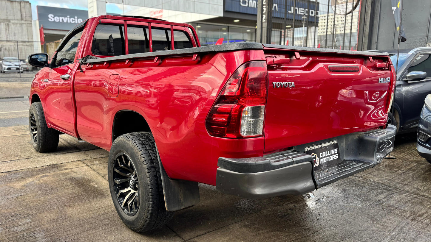 Toyota Hilux DX