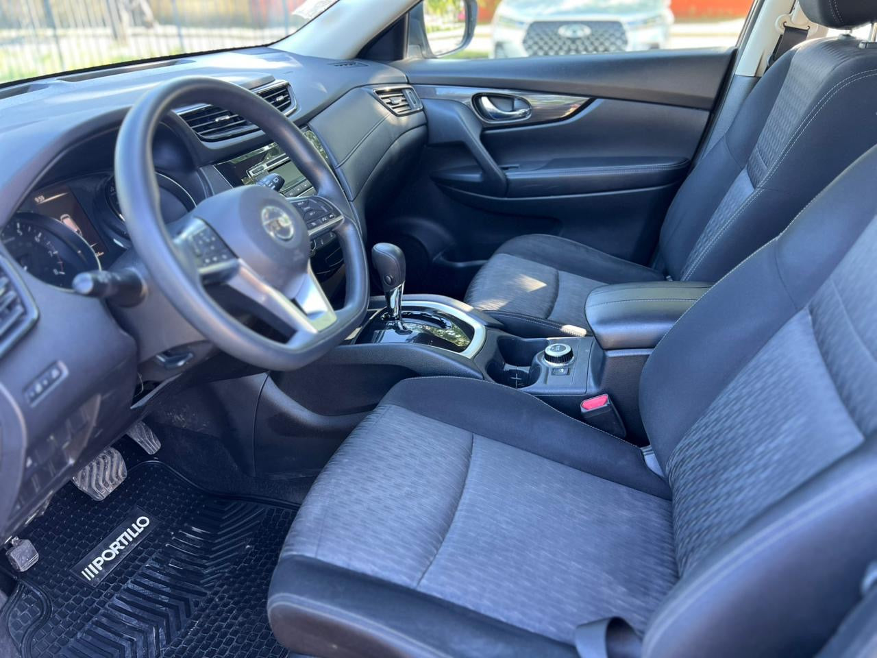 Nissan Xtrail Sense
