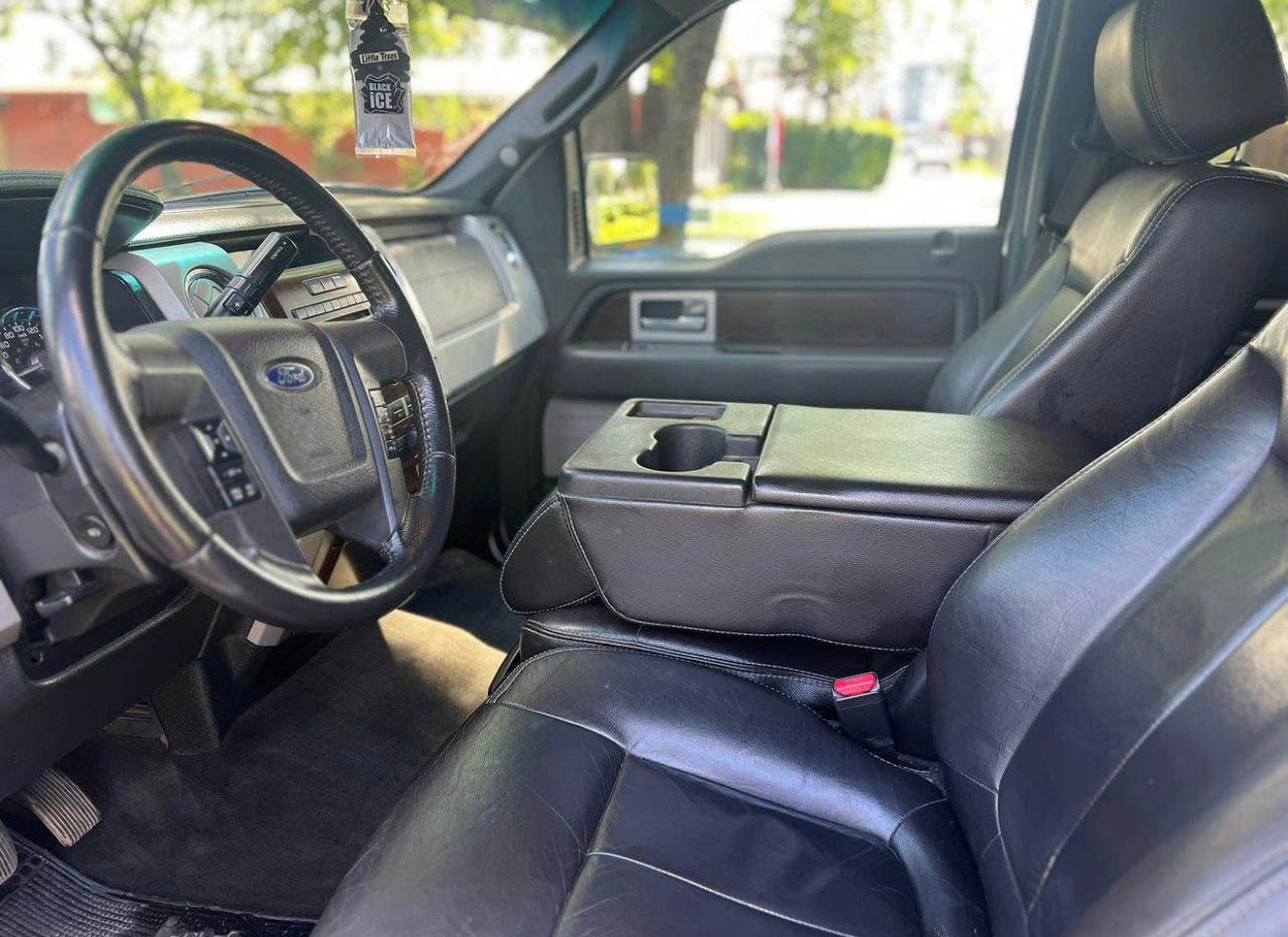 Ford F-150 Lariat 5.0 4x4