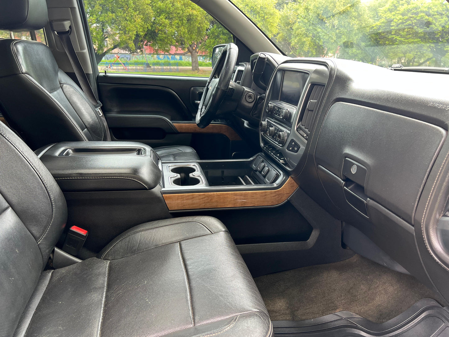 Chevrolet Silverado LTZ 4x4 – 2016