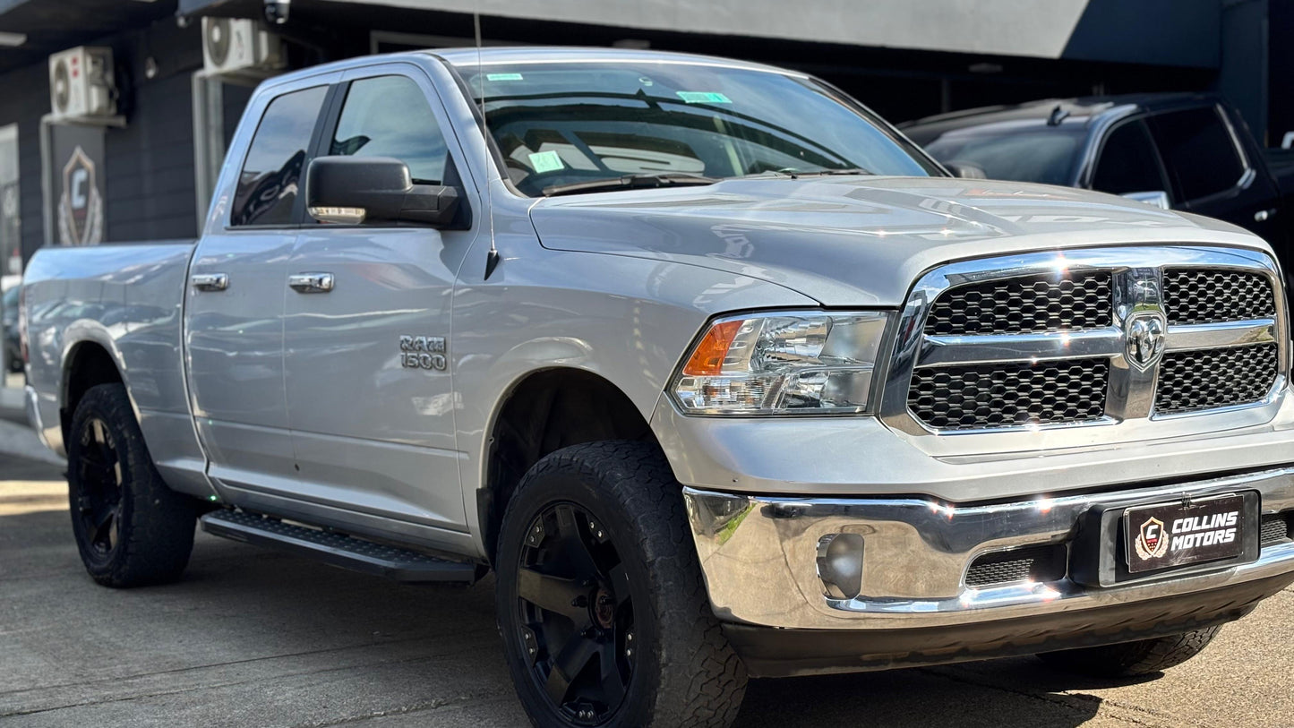 Dodge RAM 1500 SLT