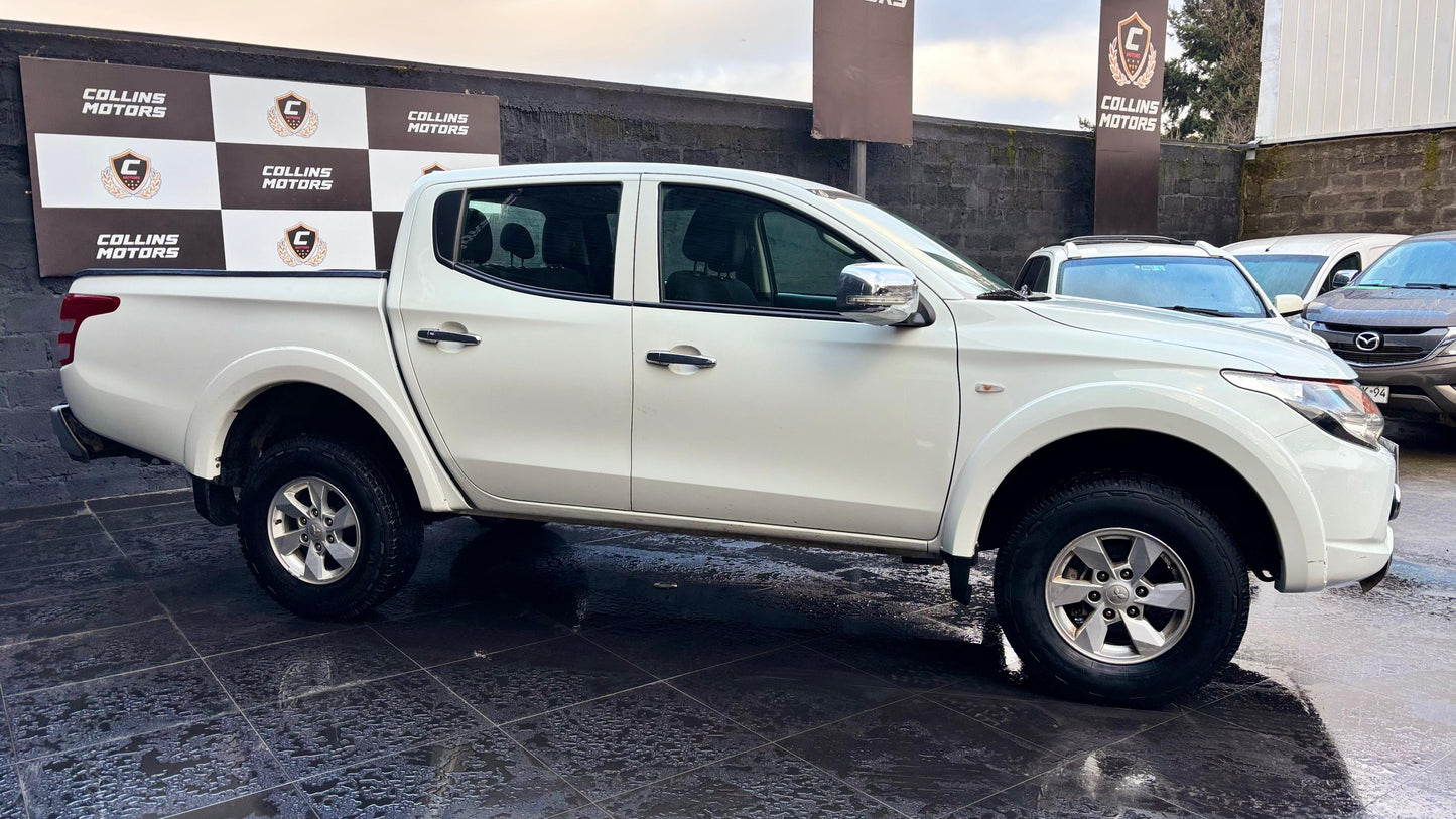 Mitsubishi L200 work