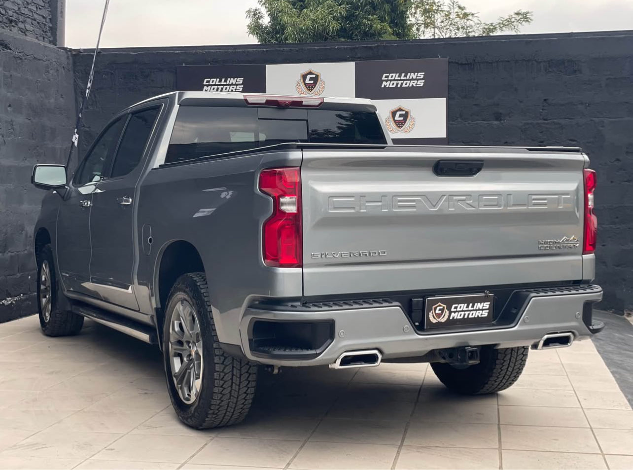 Chevrolet Silverado HIGH COUNTRY