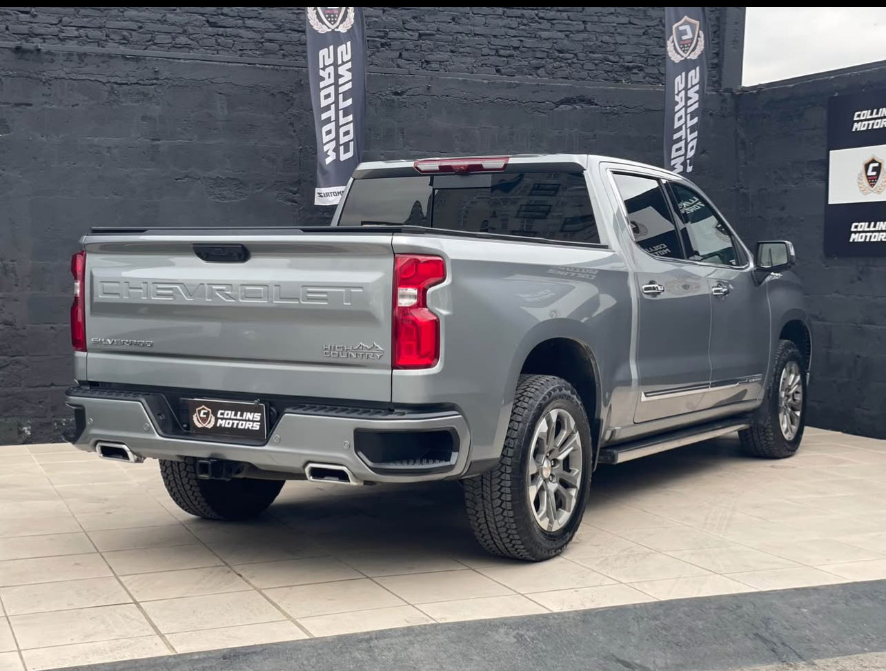 Chevrolet Silverado HIGH COUNTRY