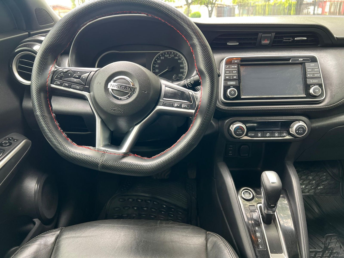 Nissan Kicks Advance