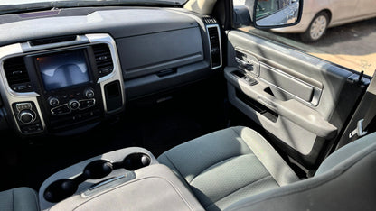 Dodge RAM 1500 SLT
