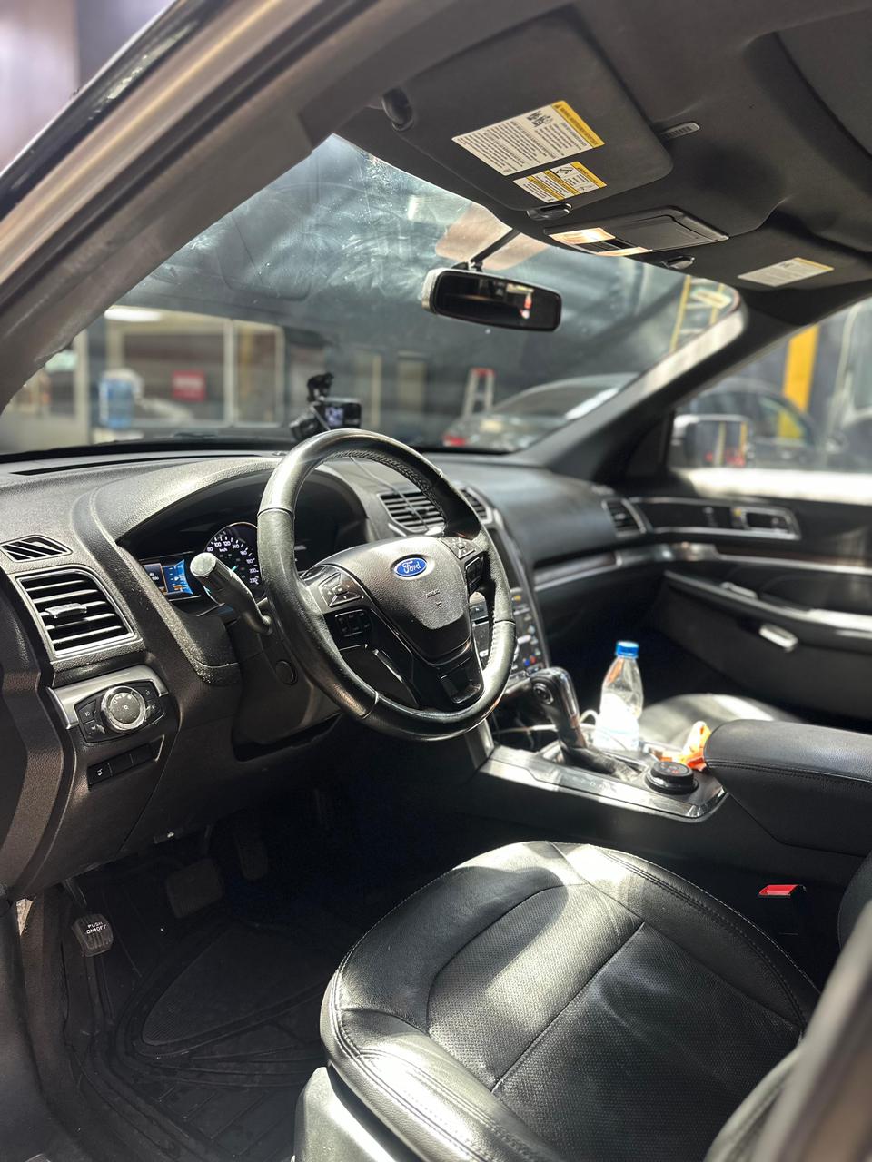 Ford Explorer — foto 38 de 38