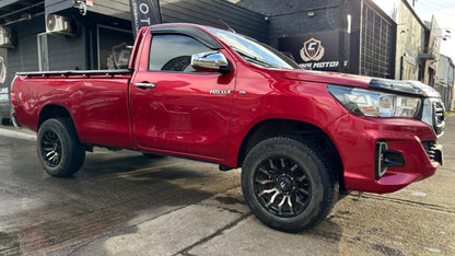 Toyota Hilux DX