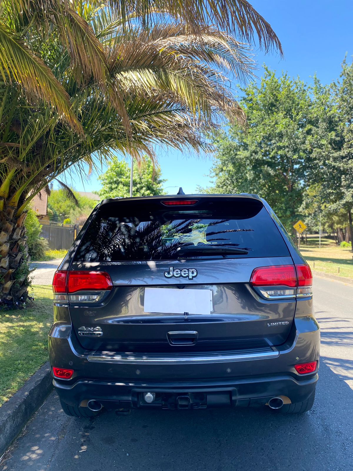 Jeep Grand Cherokee — foto 34 de 38