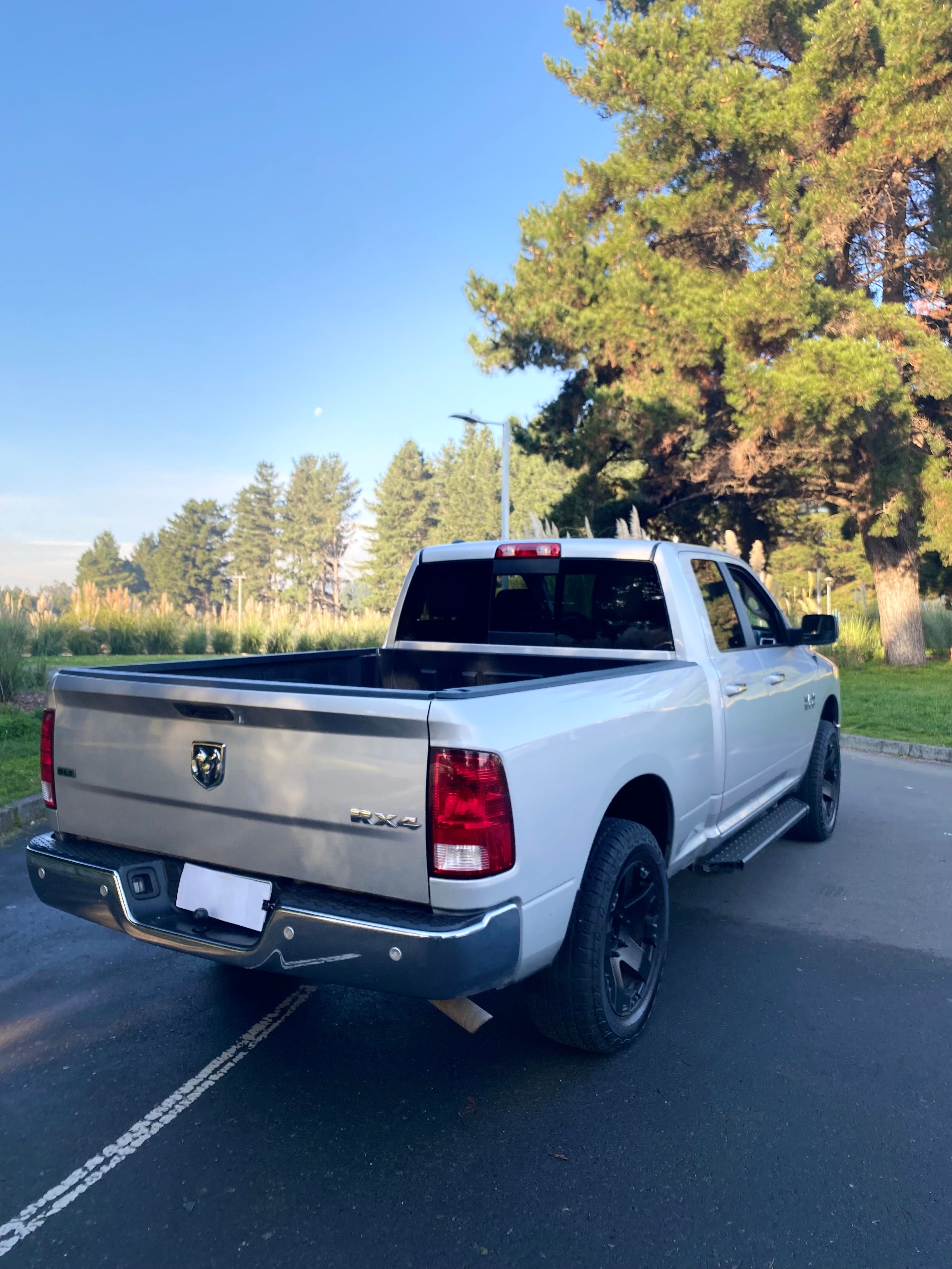 Dodge Ram 1500 Slt — foto 36 de 38