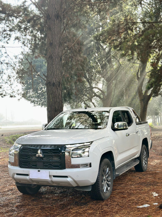 Mitsubishi L200 Dakar 4x4 AT Facturable