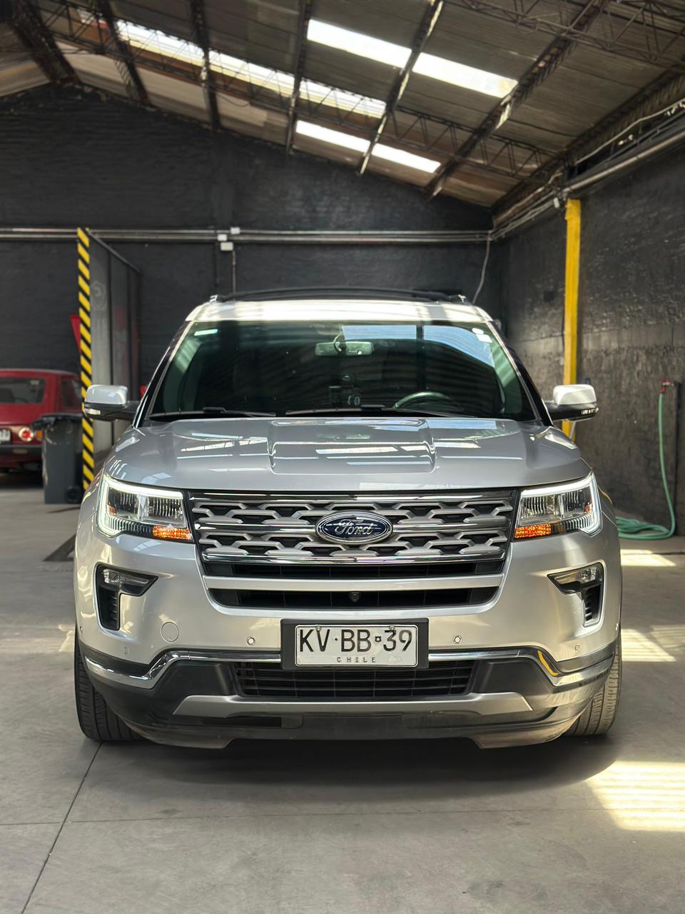 Ford Explorer — foto 28 de 38
