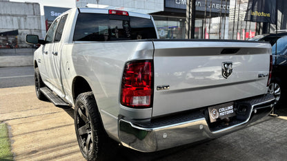 Dodge RAM 1500 SLT